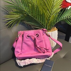 🩷Cole Haan Pink Leather Bucket Bag